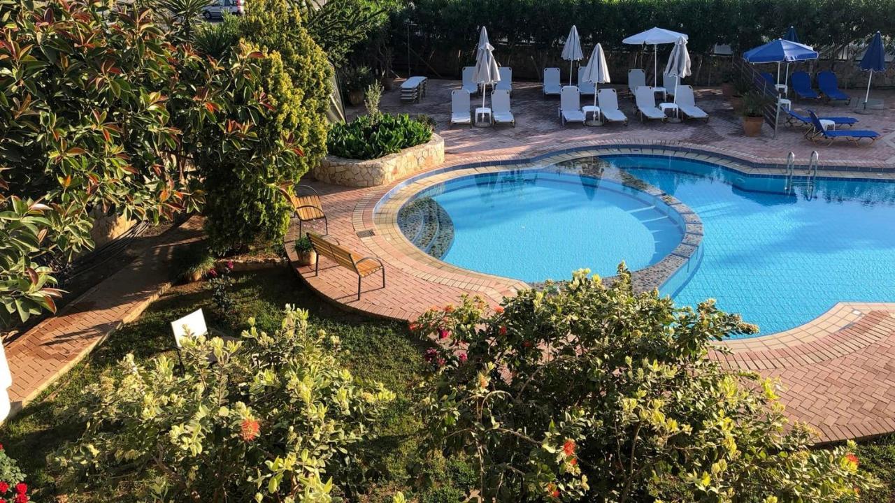 Lefka Apartments Parigoria ภายนอก รูปภาพ